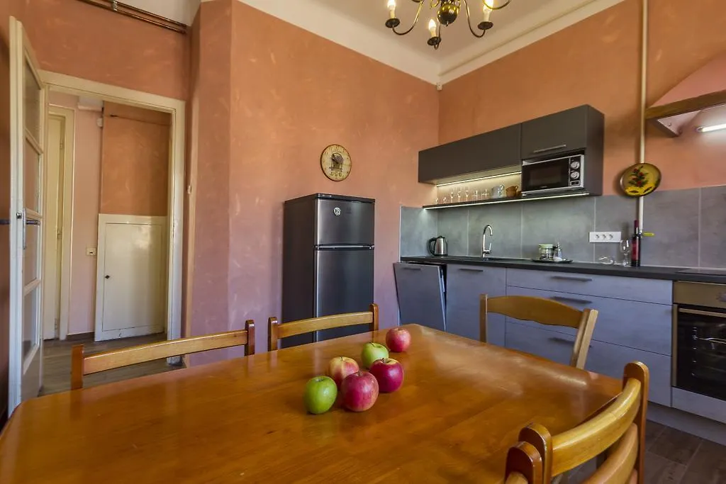 Spacious & Smart Center Apartment Pula 0*,  Croatia